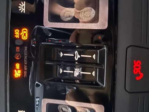 Used 2023 Audi Q4 e-tron Premium w/ Convenience Package image 34