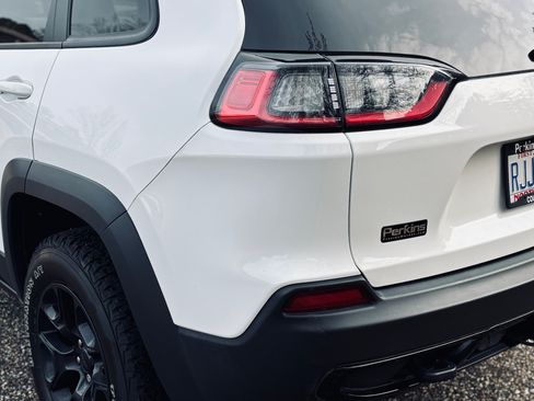 Used 2022 Jeep Cherokee Latitude w/ Sun & Sound Group image 15