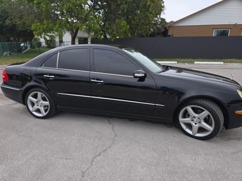 Used 2006 Mercedes-Benz E 350 Sedan image 5