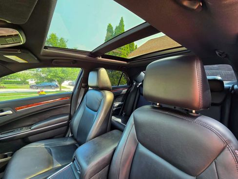 Used 2013 Chrysler 300 Touring w/ Driver Convenience Group RWD image 16