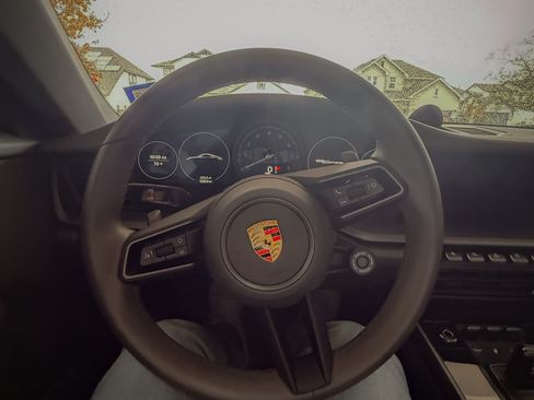 Used 2024 Porsche 911 Carrera S image 11