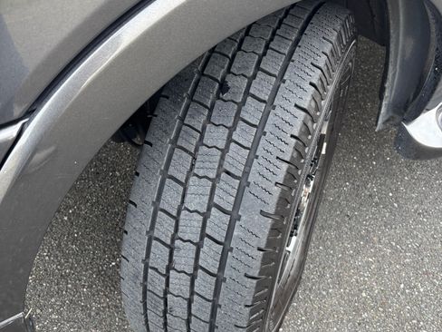 Used 2018 Ford Transit 150 148 Low Roof w/ Exterior Upgrade Package image 28