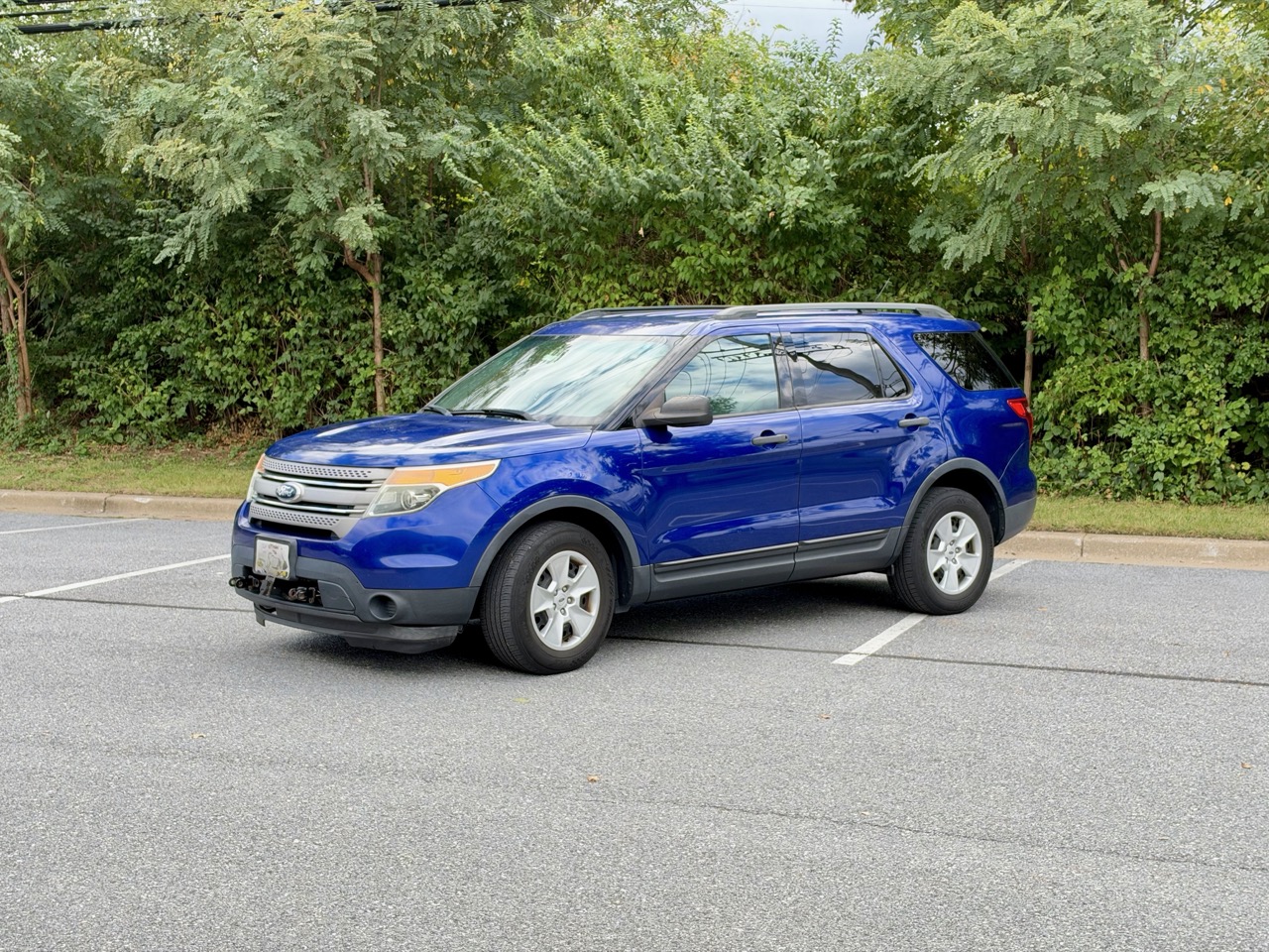 Used 2013 Ford Explorer 4WD w/ Class III Trailer Tow Pkg image 10
