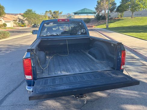 Used 2005 Dodge Ram 2500 Truck SLT w/ Quad Cab Big Horn Value Group image 12