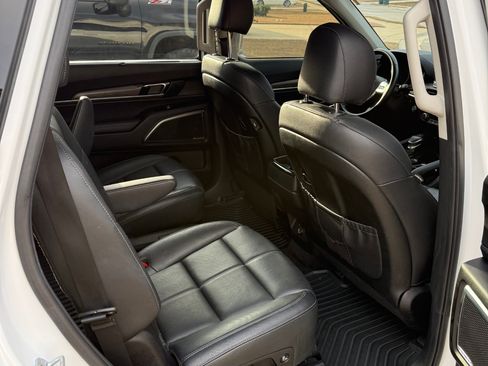 Used 2020 Kia Telluride SX w/ Towing Package image 6