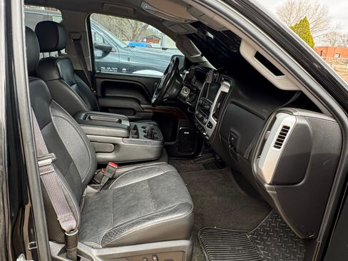 Used 2015 GMC Sierra 1500 SLT w/ SLT Preferred Package AWD/4WD image 10