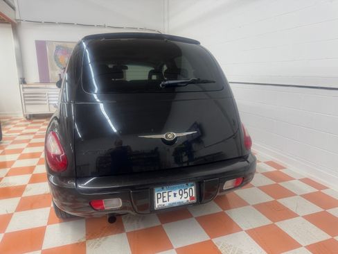 Used 2010 Chrysler PT Cruiser w/ Convenience Group image 6