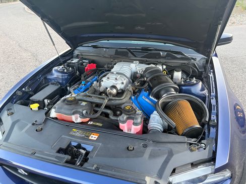 Used 2012 Ford Mustang Shelby GT500 w/ SVT Performance Pkg RWD image 14