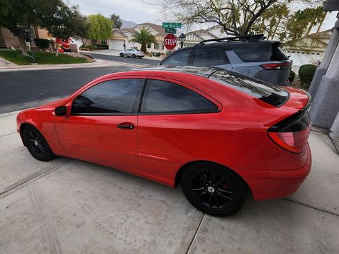 Used 2002 Mercedes-Benz C 230 Coupe image 4