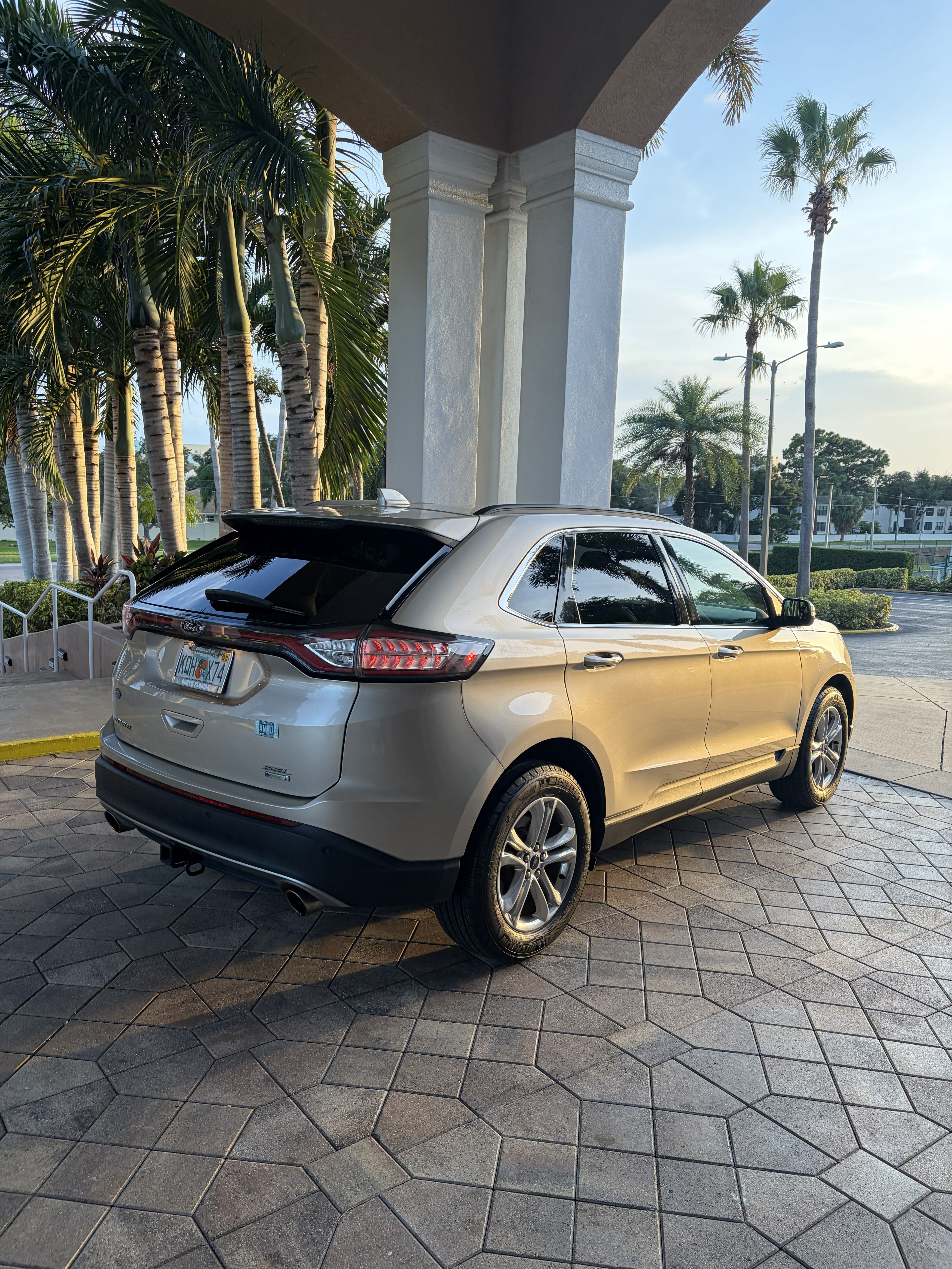 Used 2018 Ford Edge SEL w/ Equipment Group 201A FWD image 26