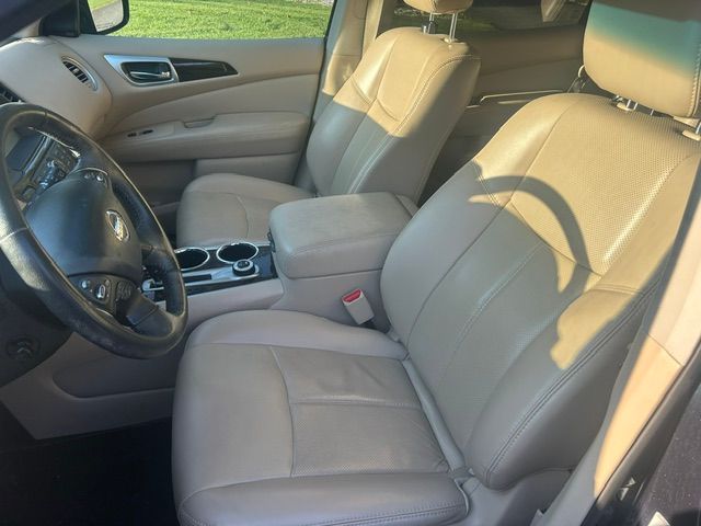 Used 2016 Nissan Pathfinder Platinum AWD/4WD image 21