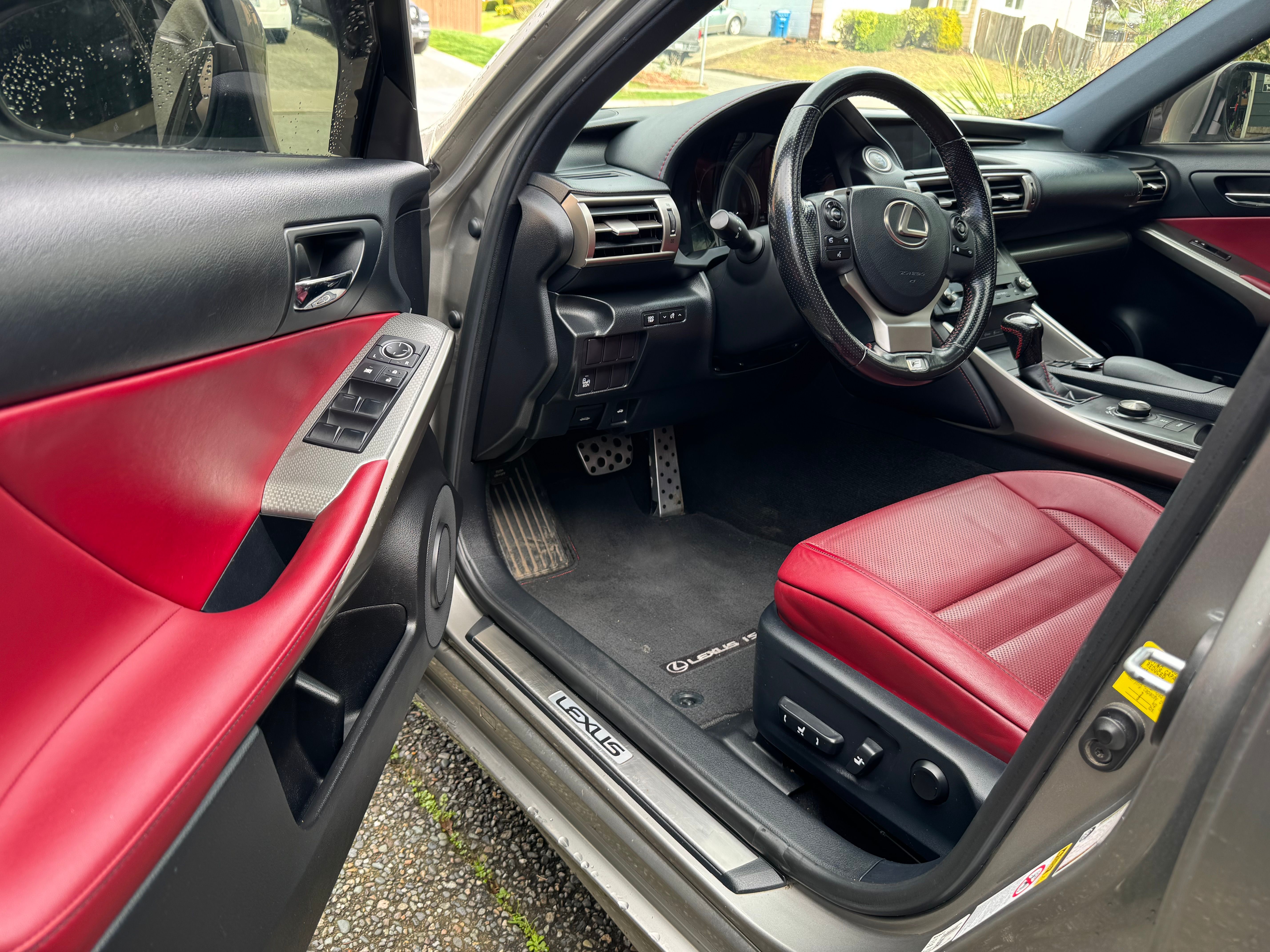 Used 2016 Lexus IS 200t w/ F Sport Package RWD image 5