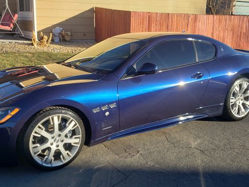 Used 2014 Maserati GranTurismo Sport image 2