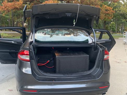 Used 2018 Ford Fusion Energi SE image 14