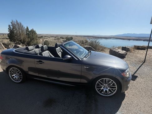 Used 2008 BMW 135i Convertible image 5