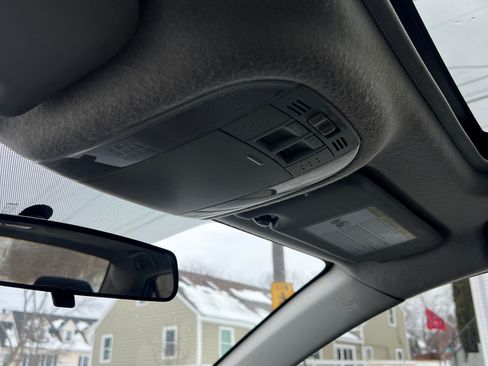 Used 2012 Toyota Corolla S image 26