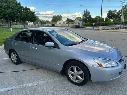 Used 2003 Honda Accord EX image 9