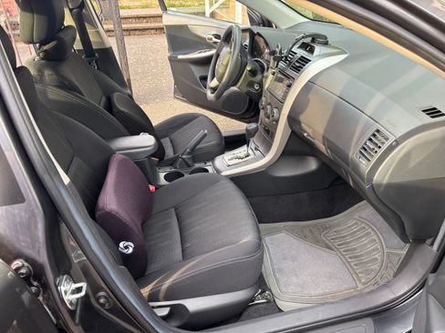 Used 2013 Toyota Corolla S w/ Premium Pkg image 18