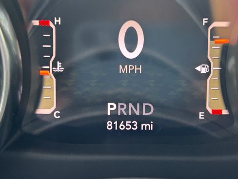 Used 2021 Jeep Wrangler Unlimited Sahara w/ Cold Weather Group AWD/4WD image 10