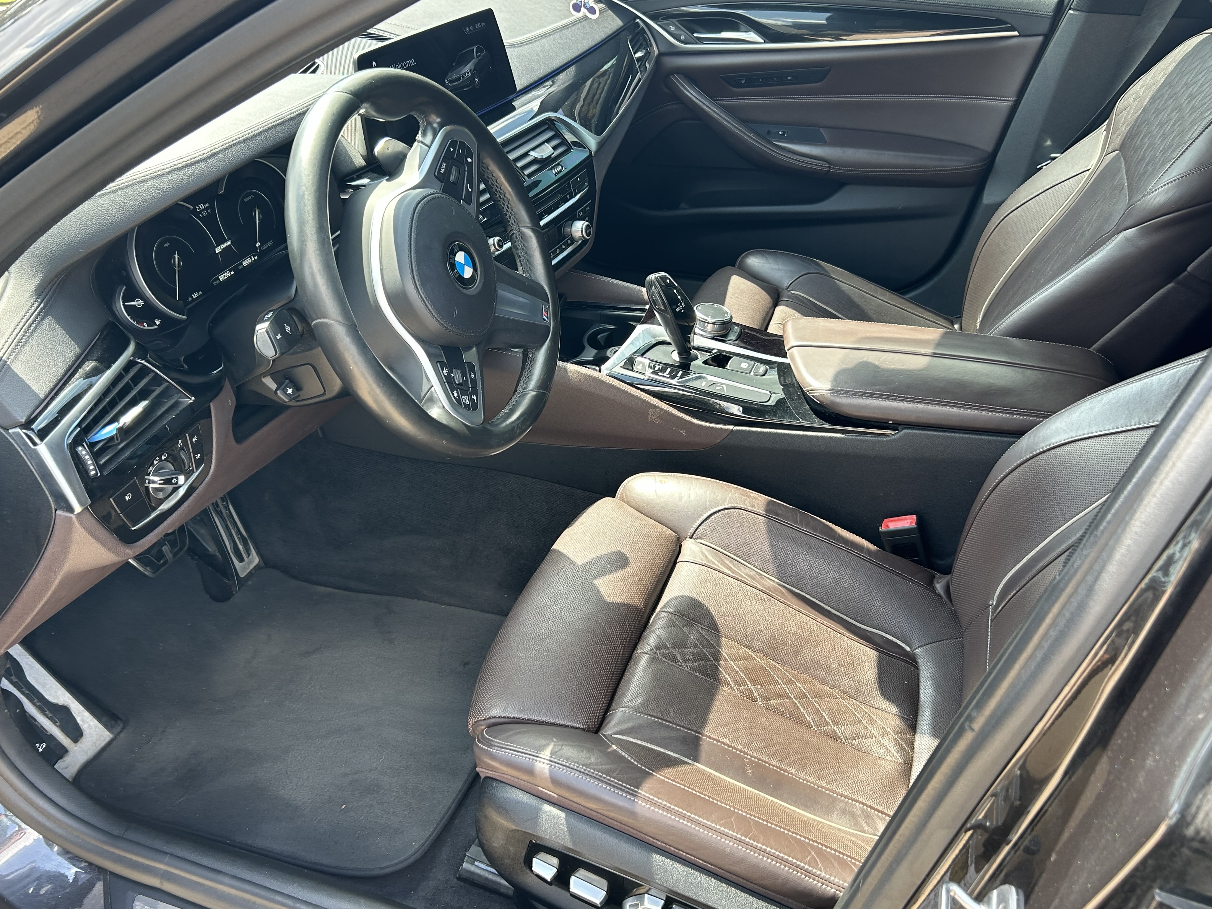 Used 2018 BMW 530e RWD image 19