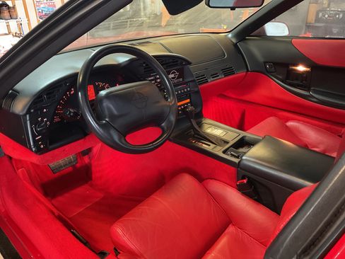 Used 1995 Chevrolet Corvette Coupe image 24