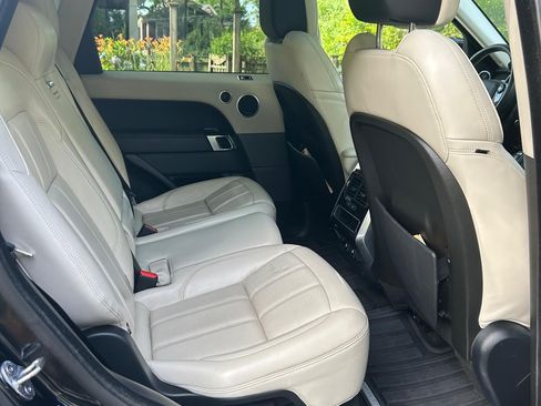 Used 2020 Land Rover Range Rover Sport HSE AWD/4WD image 8