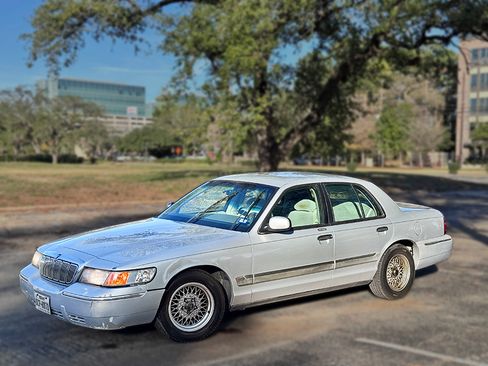 Used 1999 Mercury Grand Marquis GS image 8
