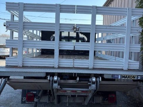 Used 2021 Ford F450 XL image 4