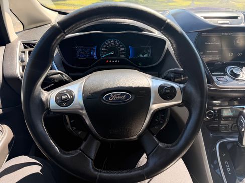 Used 2013 Ford C-MAX SEL image 10