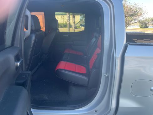 Used 2020 Chevrolet Silverado 1500 LT w/ Texas Edition RWD image 10