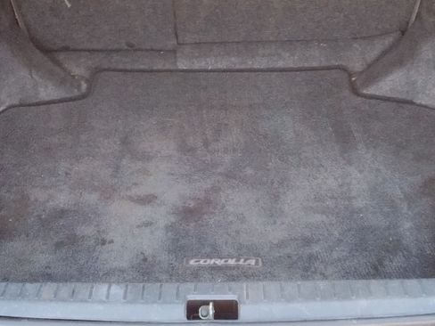 Used 2004 Toyota Corolla CE image 12