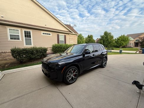 Used 2026 BMW X5 xDrive50e w/ M Sport Package AWD/4WD image 5
