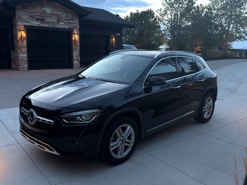 Used 2022 Mercedes-Benz GLA 250 4MATIC w/ Premium Package Lite image 10