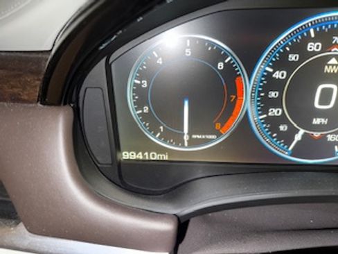 Used 2014 Cadillac XTS Platinum image 12