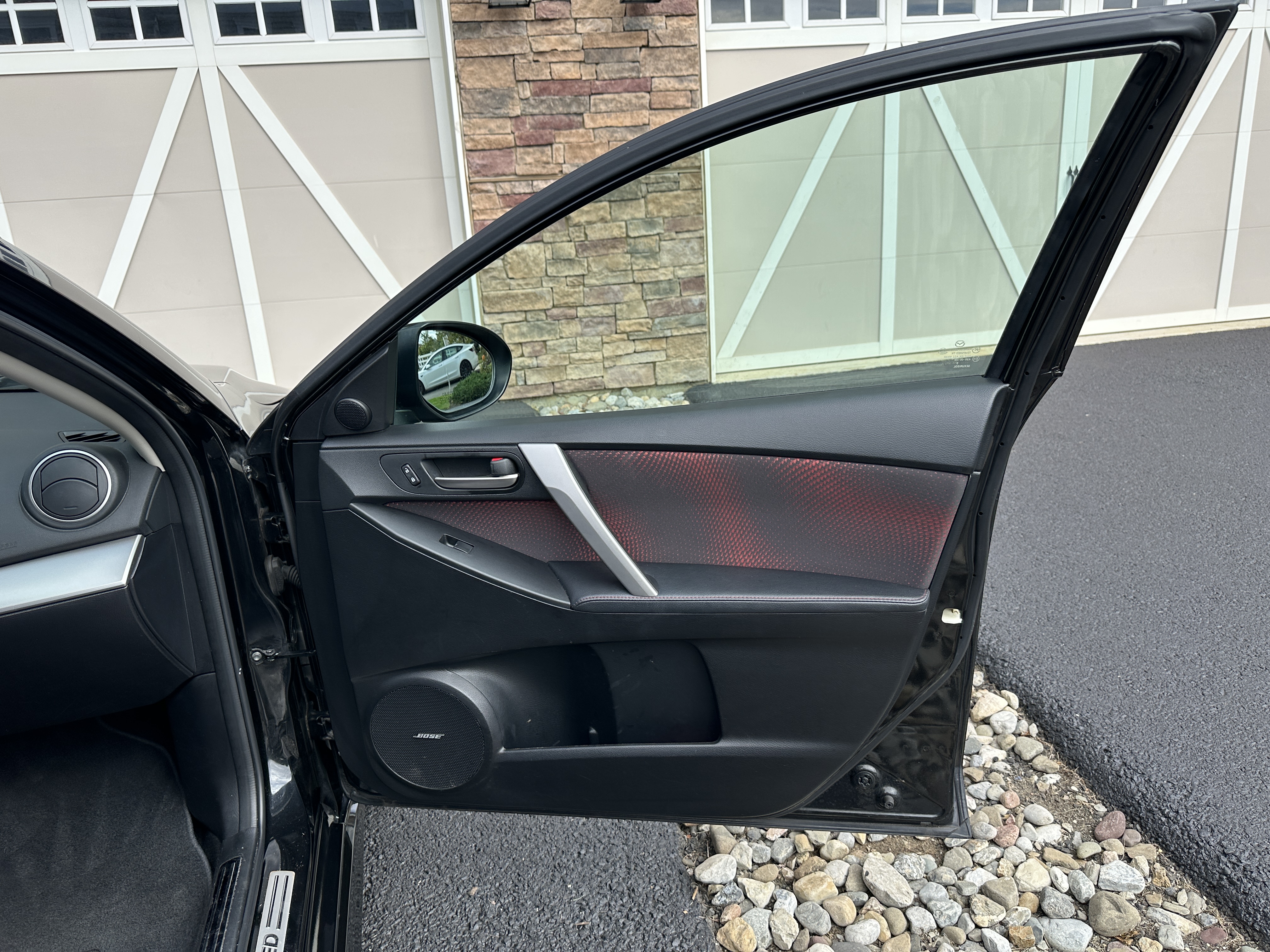 Used 2013 MAZDA MAZDA3 Touring FWD image 28