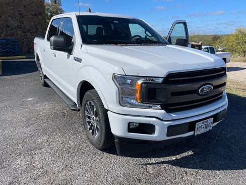 Used 2019 Ford F150 XLT w/ Equipment Group 302A Luxury image 4