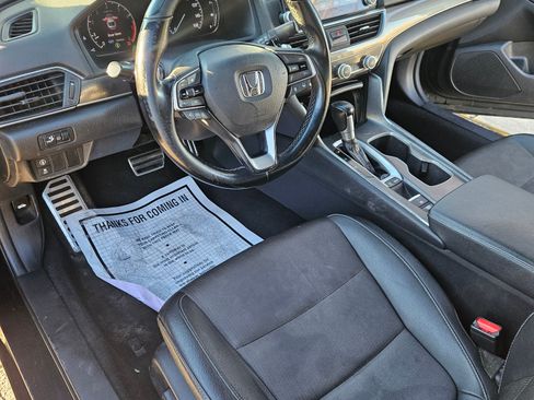 Used 2019 Honda Accord Sport image 6