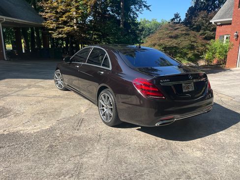 Used 2019 Mercedes-Benz S 560 Sedan image 11