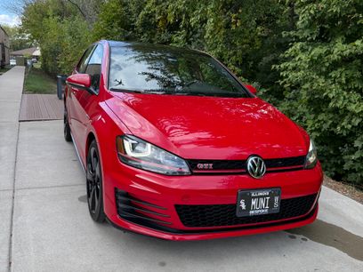 Used 2017 Volkswagen GTI SE