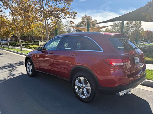 Used 2017 Mercedes-Benz GLC 300 image 11