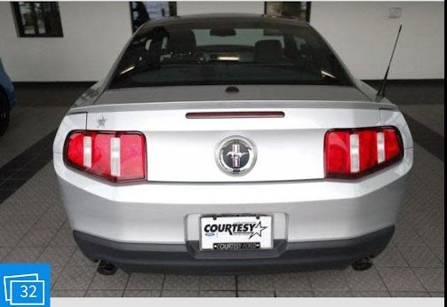 Used 2012 Ford Mustang Premium RWD image 12