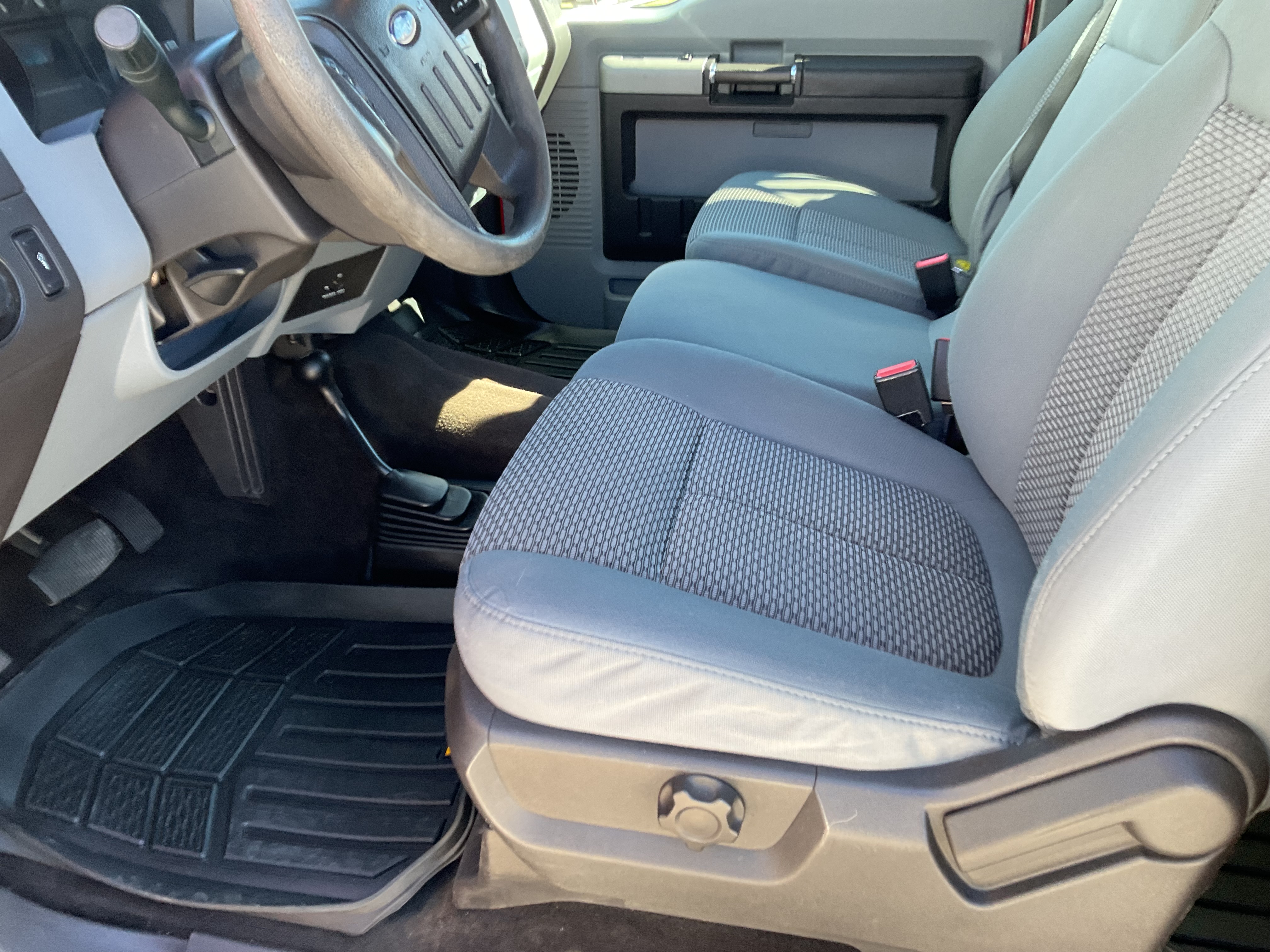 Used 2013 Ford F250 XLT AWD/4WD image 10