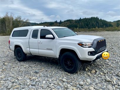 Used 2016 Toyota Tacoma SR5