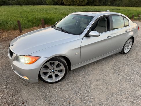 Used 2006 BMW 330i Sedan image 5