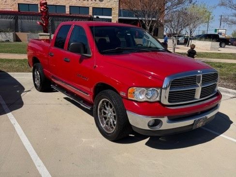 Used 2005 Dodge Ram 1500 Truck SLT image 2
