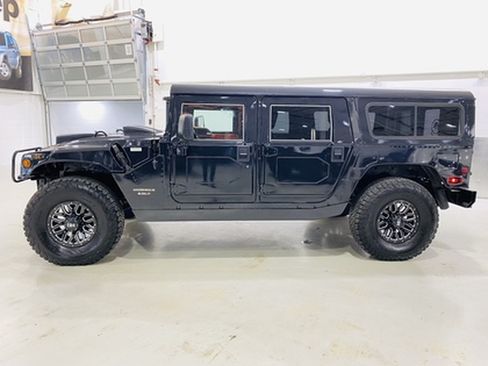 Used 1998 HUMMER H1 4-Door Wagon AWD/4WD image 2