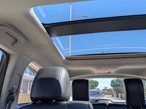 Used 2013 INFINITI JX35 35 Sport Utility 4D w/ Premium Pkg image 20