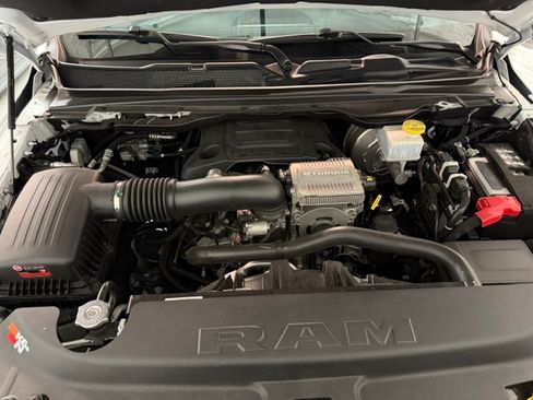 Used 2023 RAM 1500 Laramie AWD/4WD image 23