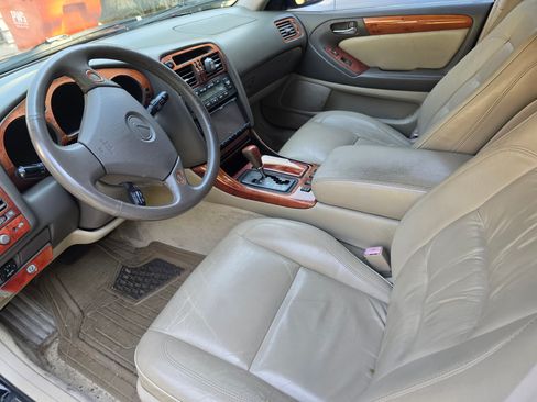 Used 2000 Lexus GS 400 RWD image 9