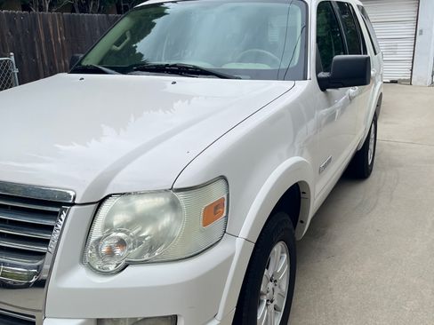 Used 2008 Ford Explorer XLT RWD image 9
